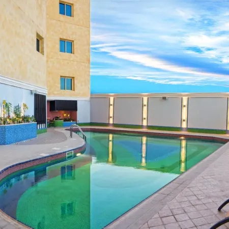 Grand Regal Hotel