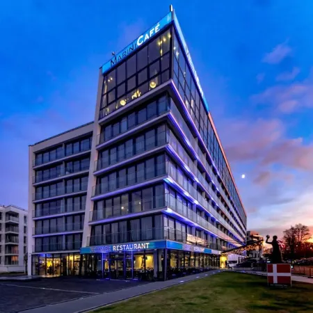 Marine Hotel by Zdrojowa