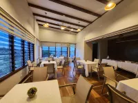 Aleri's Garden Hotels in Big Ada