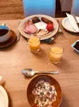 Lakeview Guest House - พร้อมอาหารเช้า
