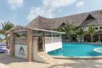 Jacaranda Beach Resort - Beach