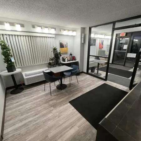 Motel 6 Cedar Rapids, IA