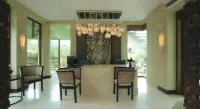 Acuatico Beach Resort