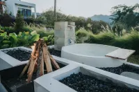 Skylake Villa - Pemandian Air Panas