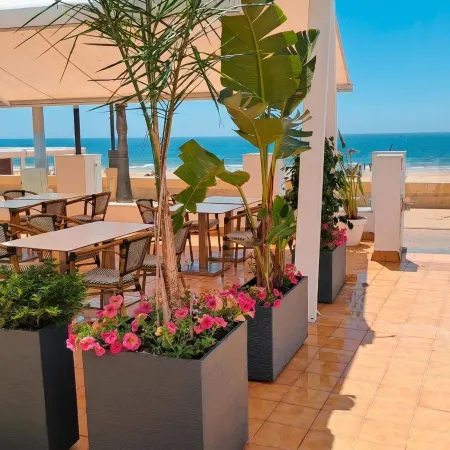 Hotel Monterrey Costa Отели в г. Чипиона