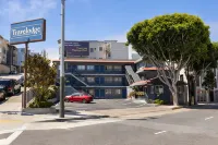 Travelodge by Wyndham by Fisherman's Wharf Hotels in San Francisco