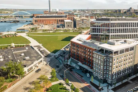 Aloft Providence Downtown Отели рядом с достопримечательностью «Парк Роджер Уильямс»