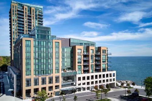 The Pearle Hotel & Spa, Autograph Collection Hotels in Burlington