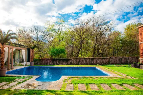 The Belgrade Hills Rooms and Suites فنادق في Pancevo