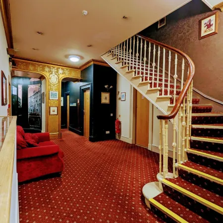 Aberdeen House