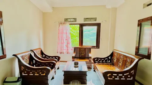 Guest House Nusa Indah Batu Malang - Pensionaatit