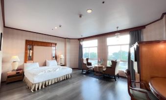 Lert Thani Hotel Suphanburi Province