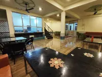 선라이즈 홈스테이 아그라-루프탑 뷰 타지마할 아그라 호텔