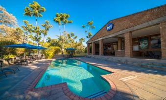 N1 Hotel & Campsite Victoria Falls