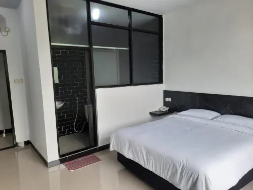 Wisma Ion Hotels in Marpoyan Damai