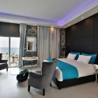 The Josephine Boutique Hotel Отели рядом с достопримечательностью «Площадь Святого Лазаря»