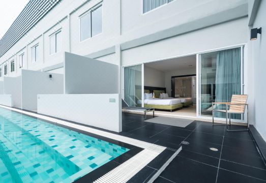 S 램 레저 호텔 수영장