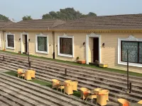 Ayodhya Haat Luxury Cottages Hotels in Manjha Kala