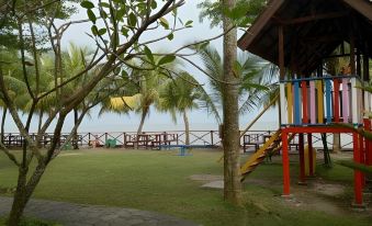 The Malibu Suites Balikpapan by Sissae Living