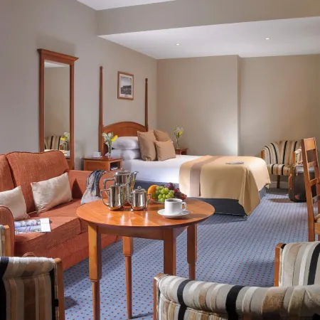 The Parkavon Hotel