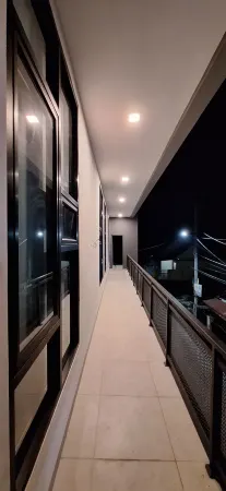 Max Coliving Отели в г. Лахат