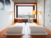 Volkshotel Hotels near Oost