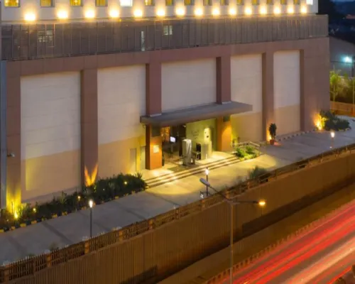 Fairfield by Marriott Bengaluru Rajajinagar Экстерьер Photos