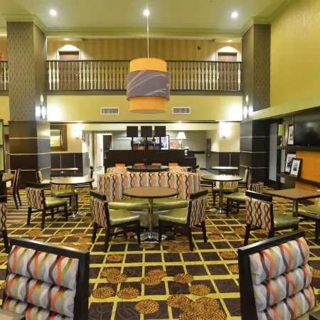 Hampton Inn & Suites Lake City