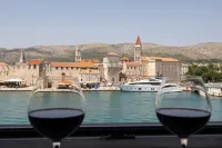 Heritage Hotel Vila Sikaa - Ocean View