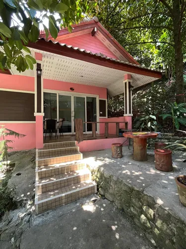 รูปภาพของบ้านสวนเรไร คีรีวง รีสอร์ท