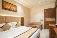 The Taj Pearl Hotel - 屋上プール