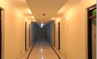 Hotel Naqash Residency