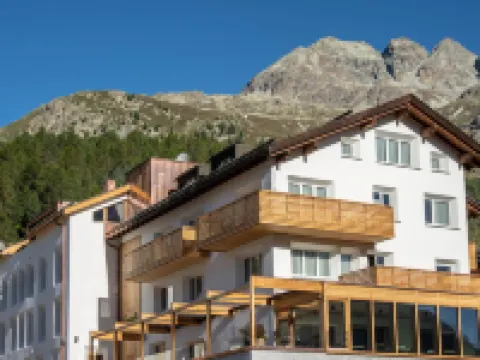 Conrad's Mountain Lodge Hotels in Silvaplana
