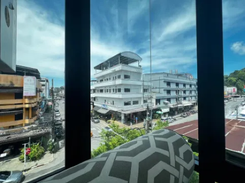 Srisawara Casa Hotel