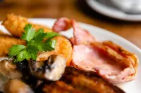 Steeton Hall Hotel & Restaurant - parkir