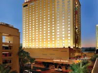 Golden Nugget Las Vegas Hotels near The Smith Center for the Performing Arts