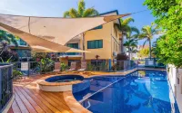 The Cove Yamba - Meerblick