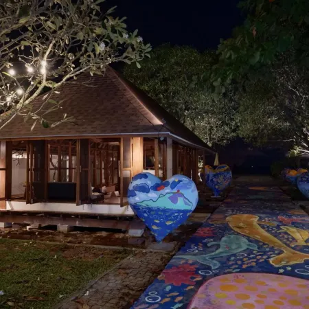 C Lanta Hostel Отели рядом с достопримечательностью «Khao Mai Khew Cave»