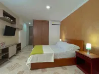 Hotel Prado 72 Inn - 3 звезды
