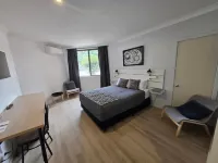 Charbonnier Hotel Singleton - parking
