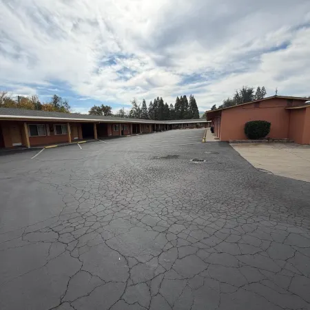 Relax Inn Yreka