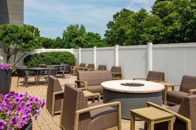 Public Areas Courtyard Boston Marlborough Photo