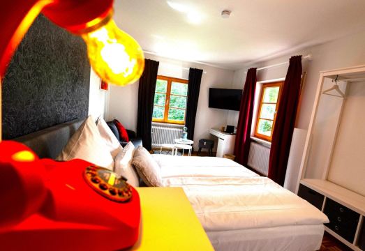 3. 란트가스트호프 ..