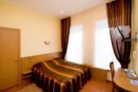 Lion Hotel