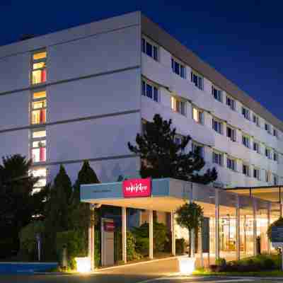 Hôtel Mercure Paris le Bourget Hotel Exterior