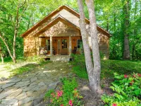 Dancing Bear Lodge Hotels in Blount County