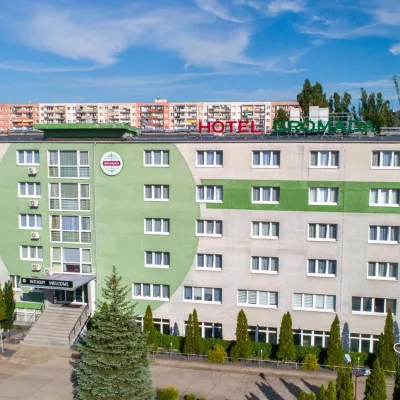 Hotel Gromada Poznań Hotels near Grunwald
