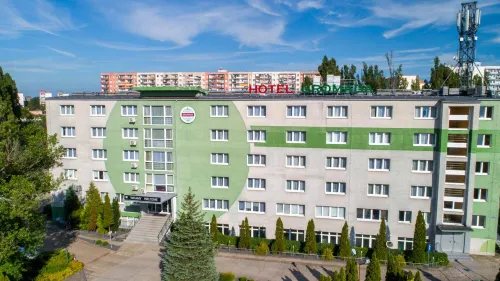 Hotel Gromada Poznań - parking