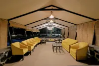 Maati Jungle Lodge Hotel a Ranchha