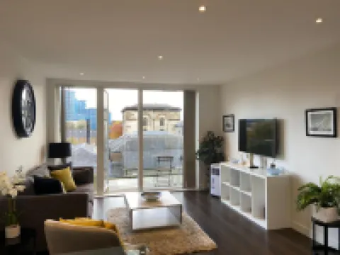 Blissful One Bed Near the River Hotels in Brentford